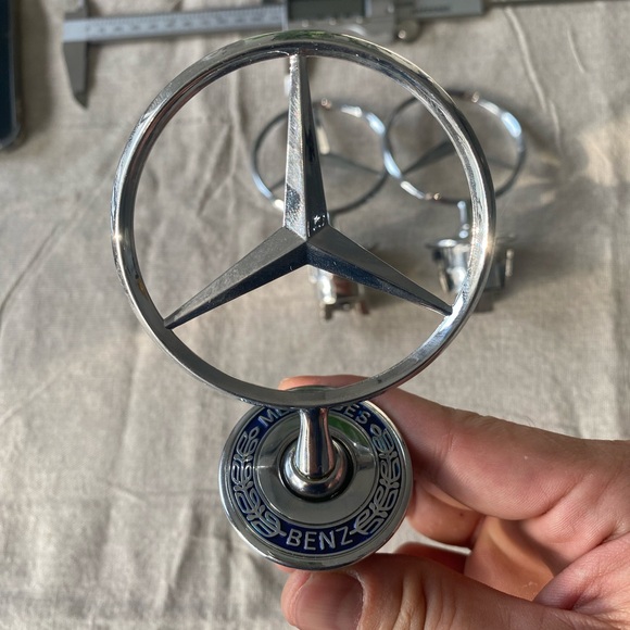 Silver and Blue Hood Star Emblem for Mercedes-Benz - Picture 4 of 10